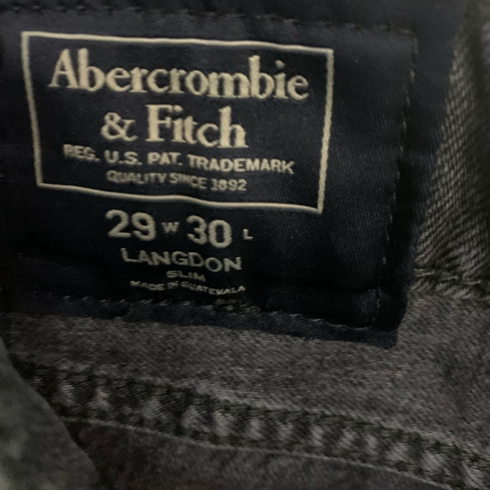 Jeans - Picture 2 of 2